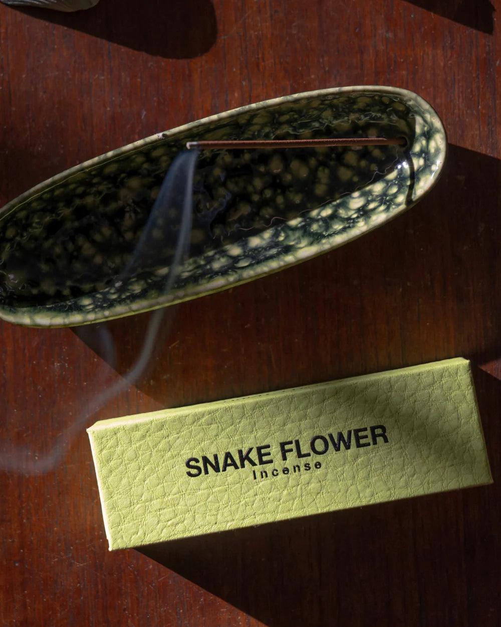 The Collector Ceramic Holder - Green